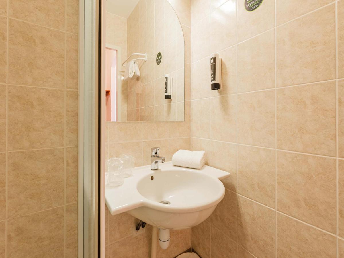 B&B Hotel Strasbourg Aeroport Holtzheim Luaran gambar