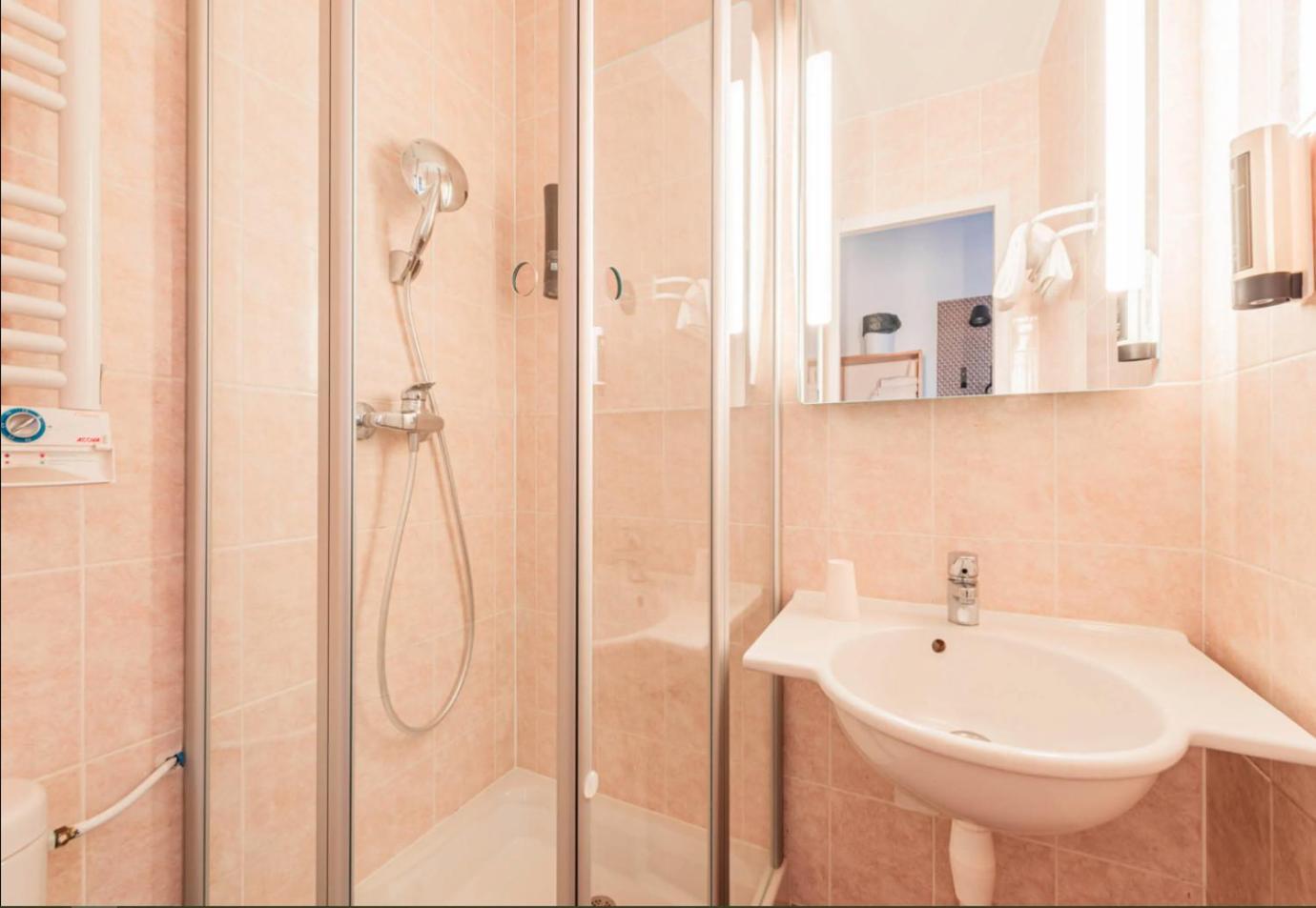 B&B Hotel Strasbourg Aeroport Holtzheim Luaran gambar